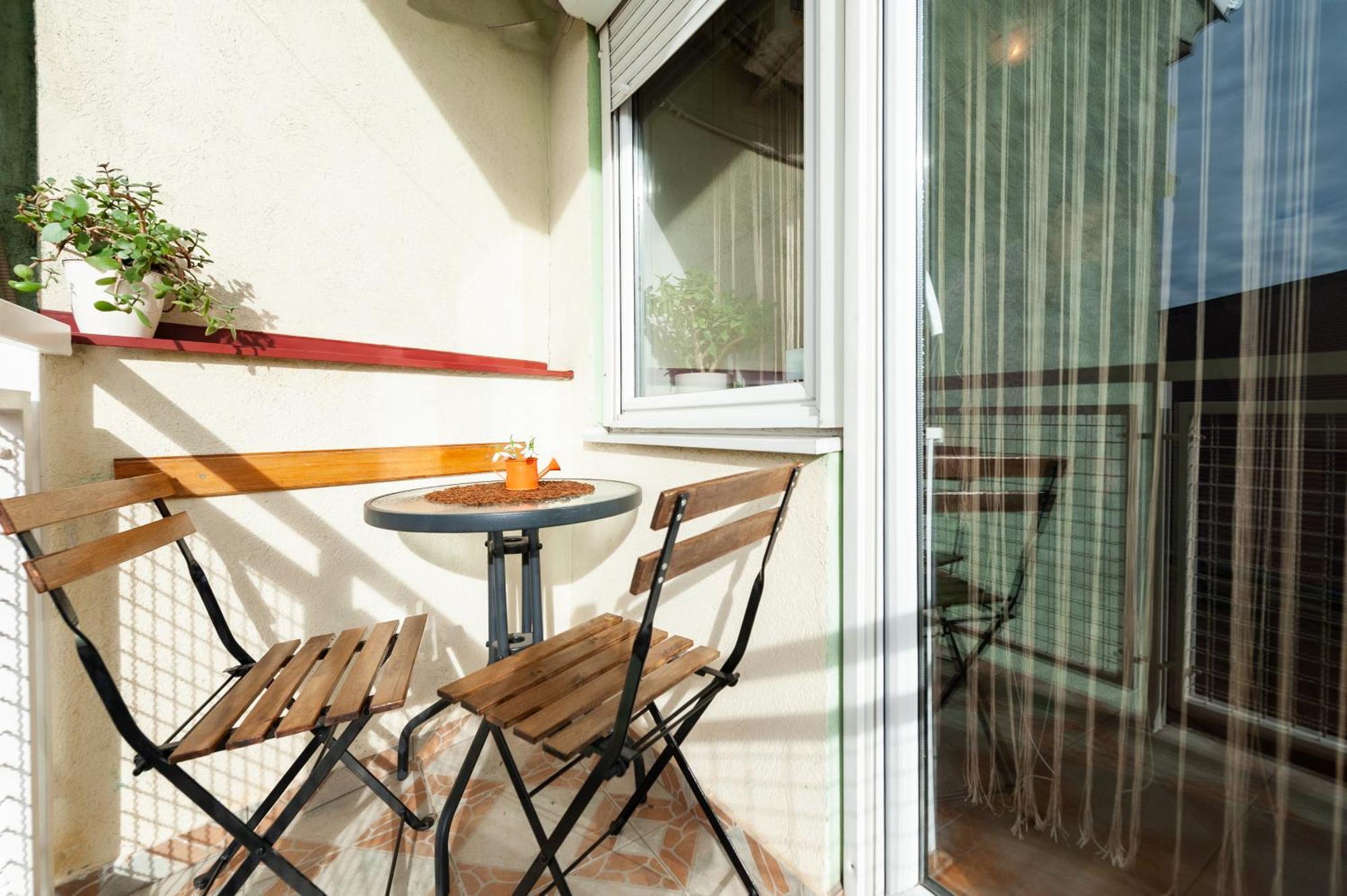 Momo'S Studio Apartment Subotica Exterior photo